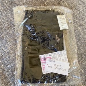 LuLaRoe Black Leggings BNWT! 💖🎉😍
